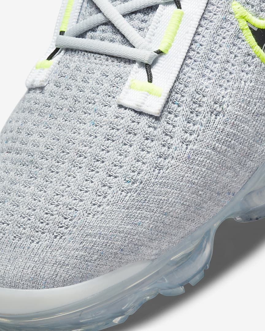 Nike Air VaporMax 2021 FK Trainers DH4085-001 - product image from the listing.