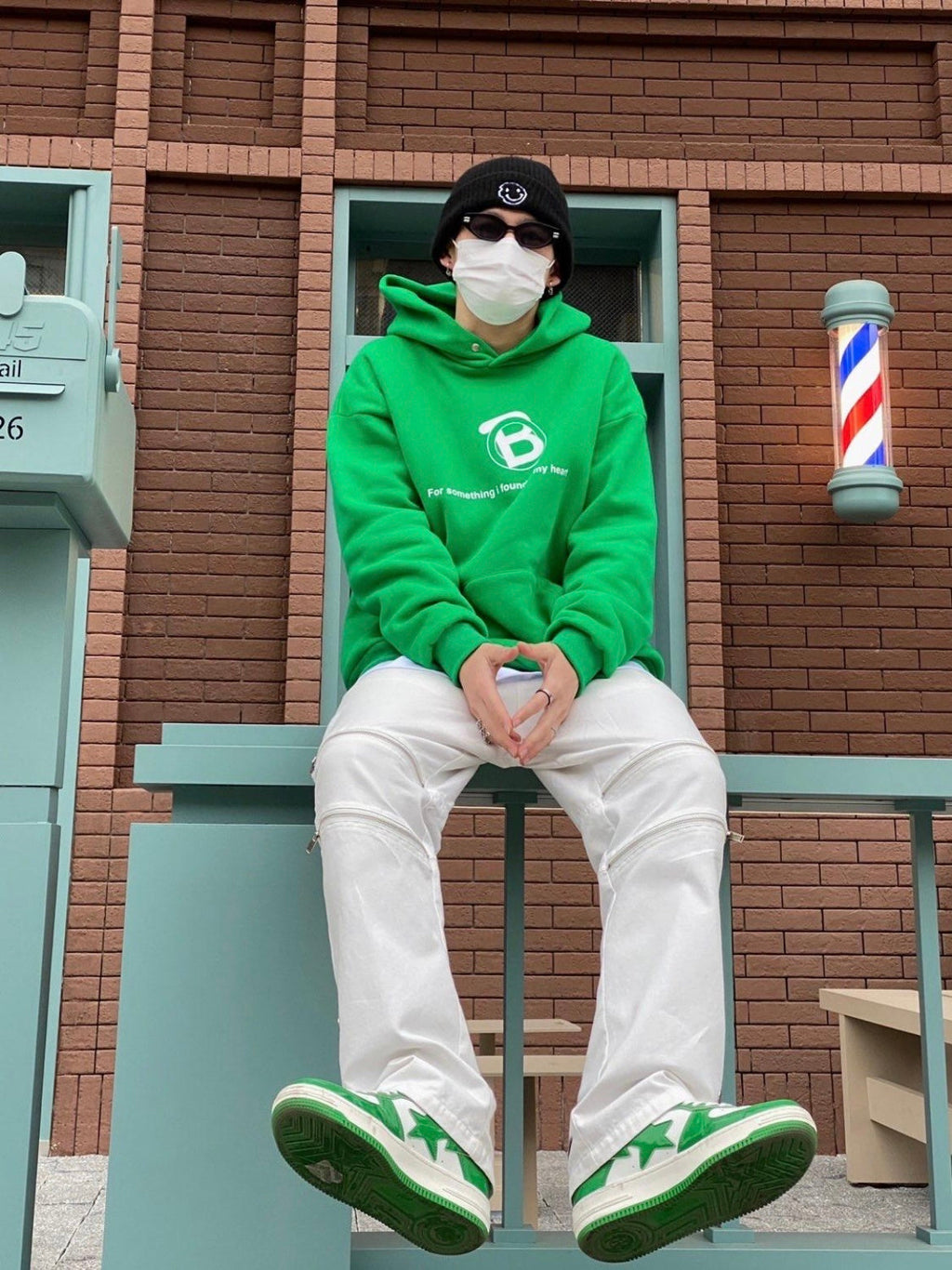 BAPE STA Low Trainers in Green and White 1H70-191-001 - product image from the listing.