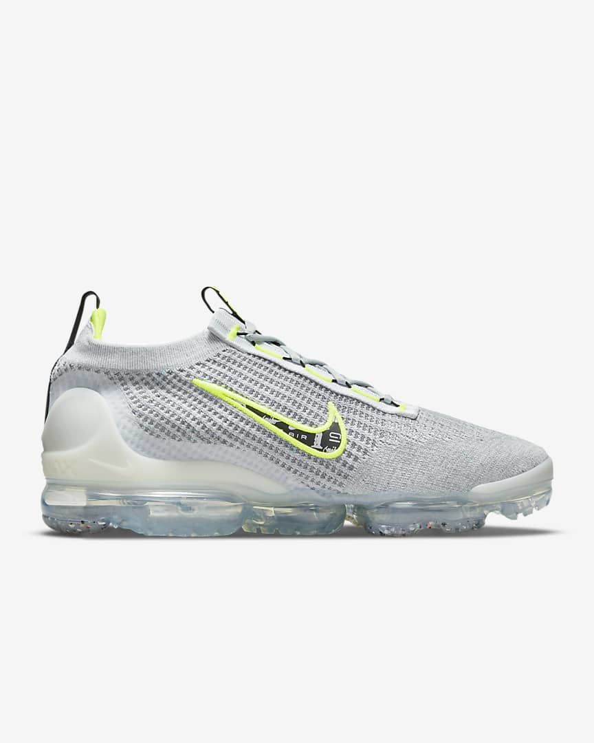 Nike Air VaporMax 2021 FK Trainers DH4085-001 - product image from the listing.