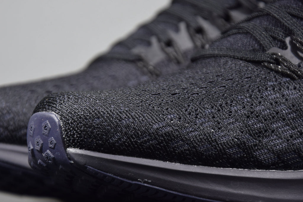 Nike Air Zoom Pegasus 35 Running Shoes in Black 942851-002 - product image from the listing.