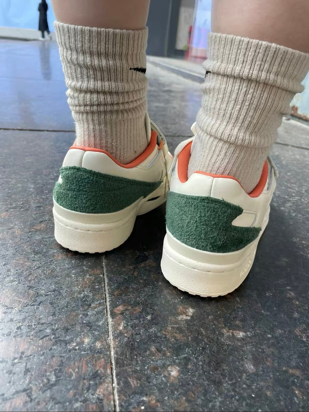 adidas Originals Forum 84 Low Fleece Trainers GY4125 - product image from the listing.