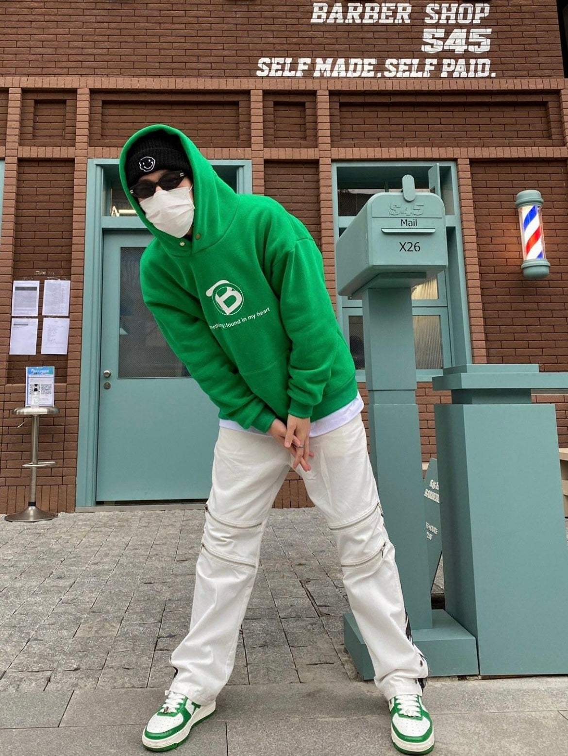 BAPE STA Low Trainers in Green and White 1H70-191-001 - product image from the listing.