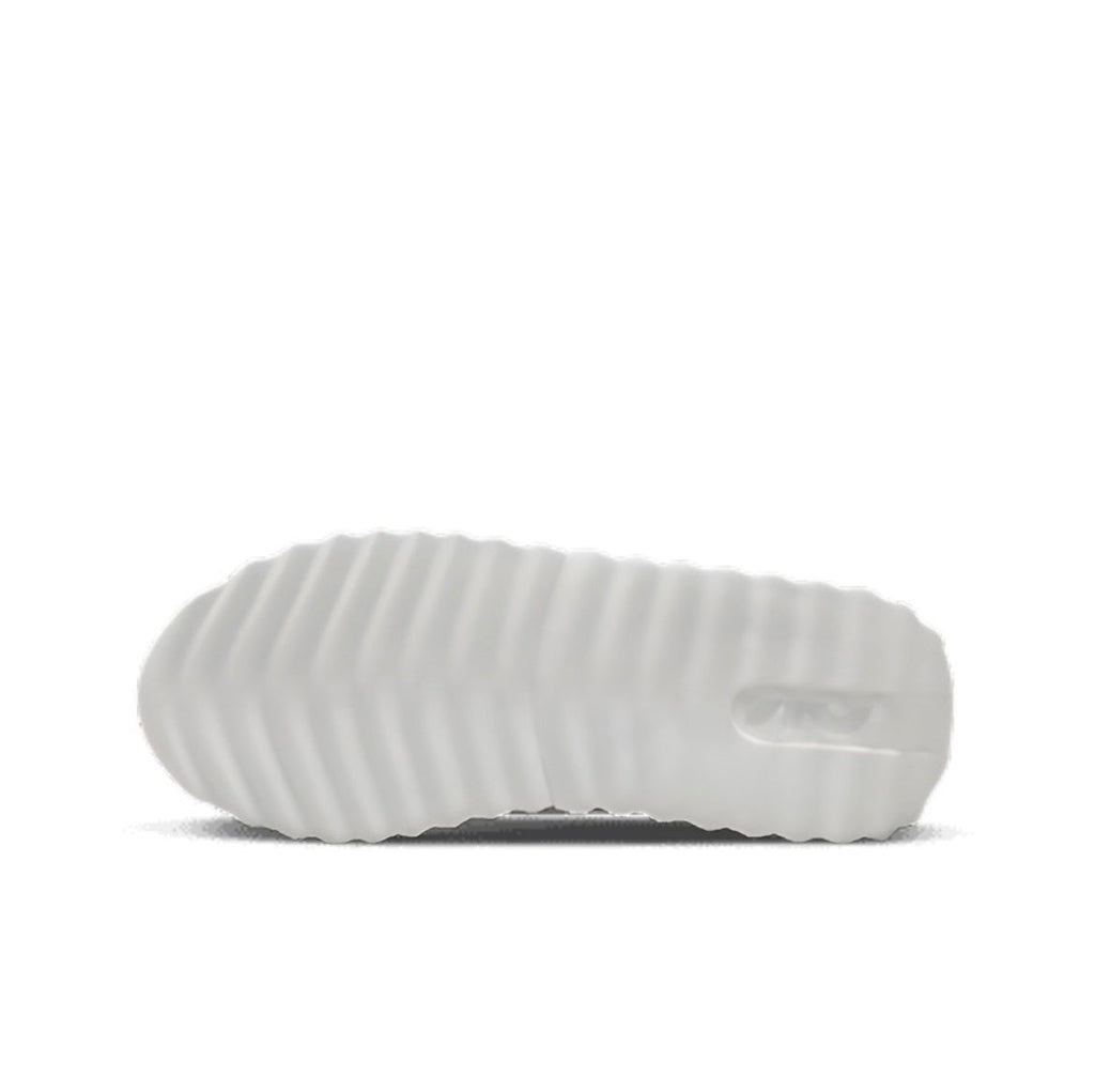 Grey Nike Air Max Dawn DM8261-001 Sneakers - product image from the listing.