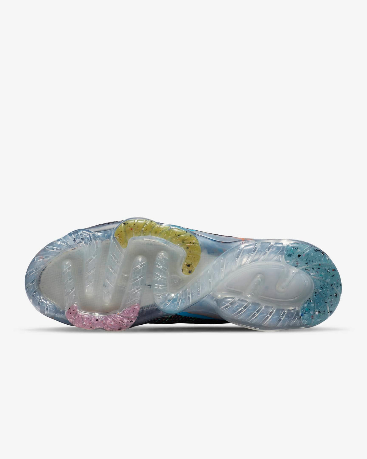 Nike Air VaporMax 2020 Flyknit CJ6740-400 Trainers - product image from the listing.