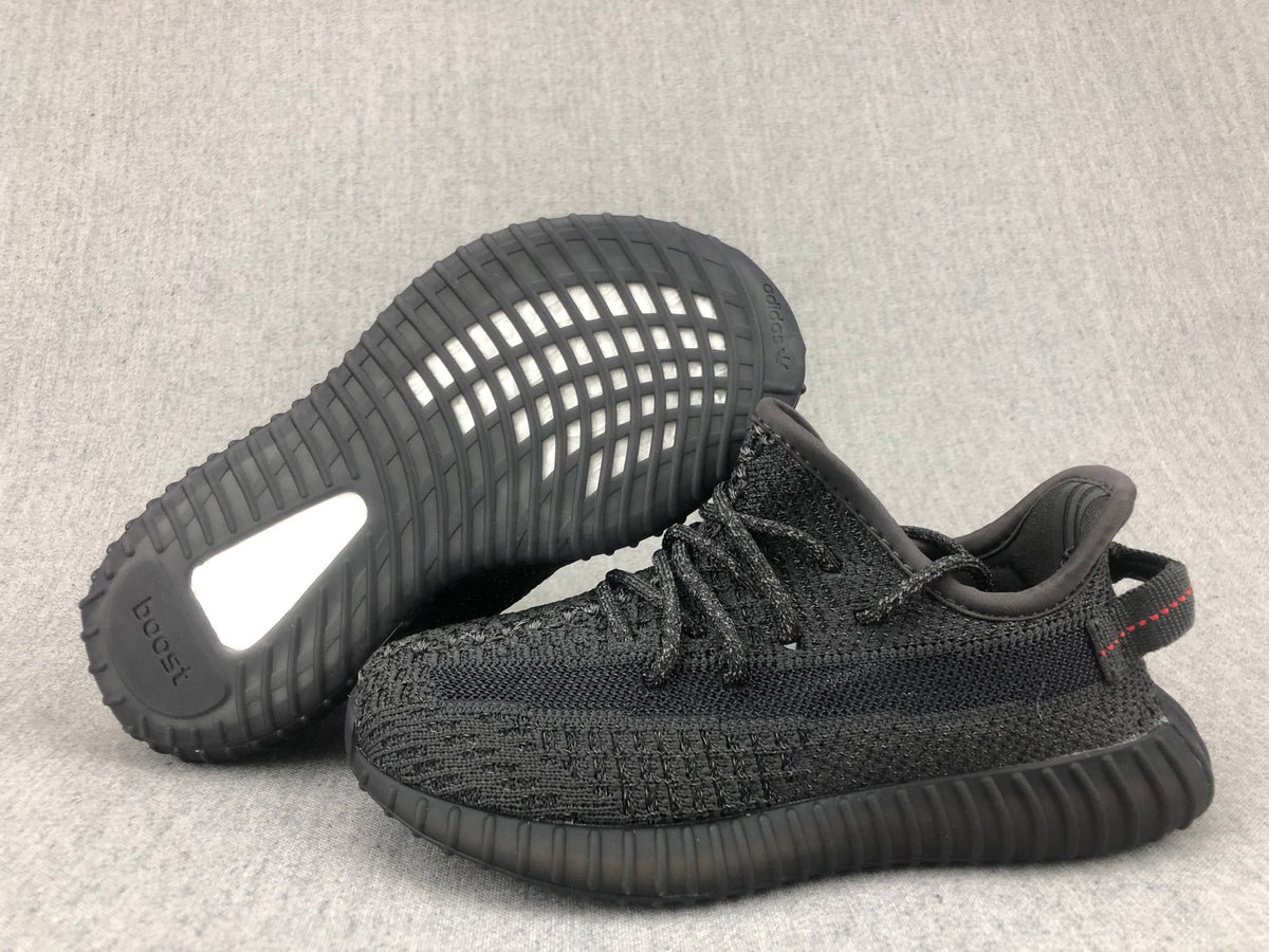 Black Yeezy 350 V2 Kids Sneakers - product image from the listing.