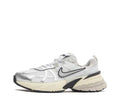 Nike FD0736-100 Sneakers in White - product image from the listing.