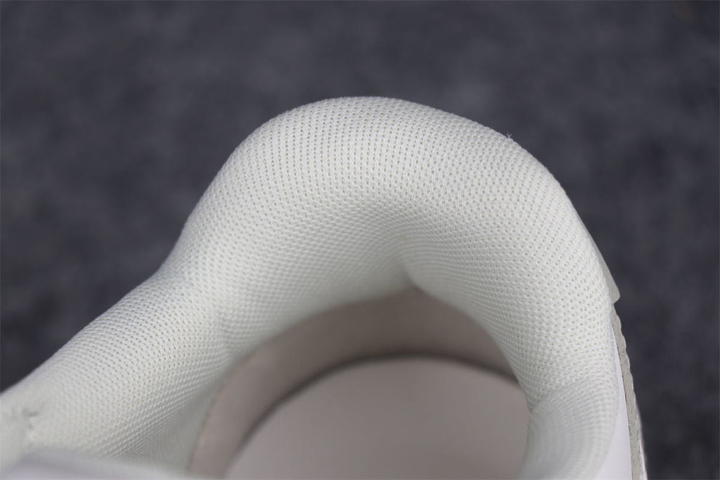 "White Grey" Off-White Out of Office 2023 - product image from the listing.