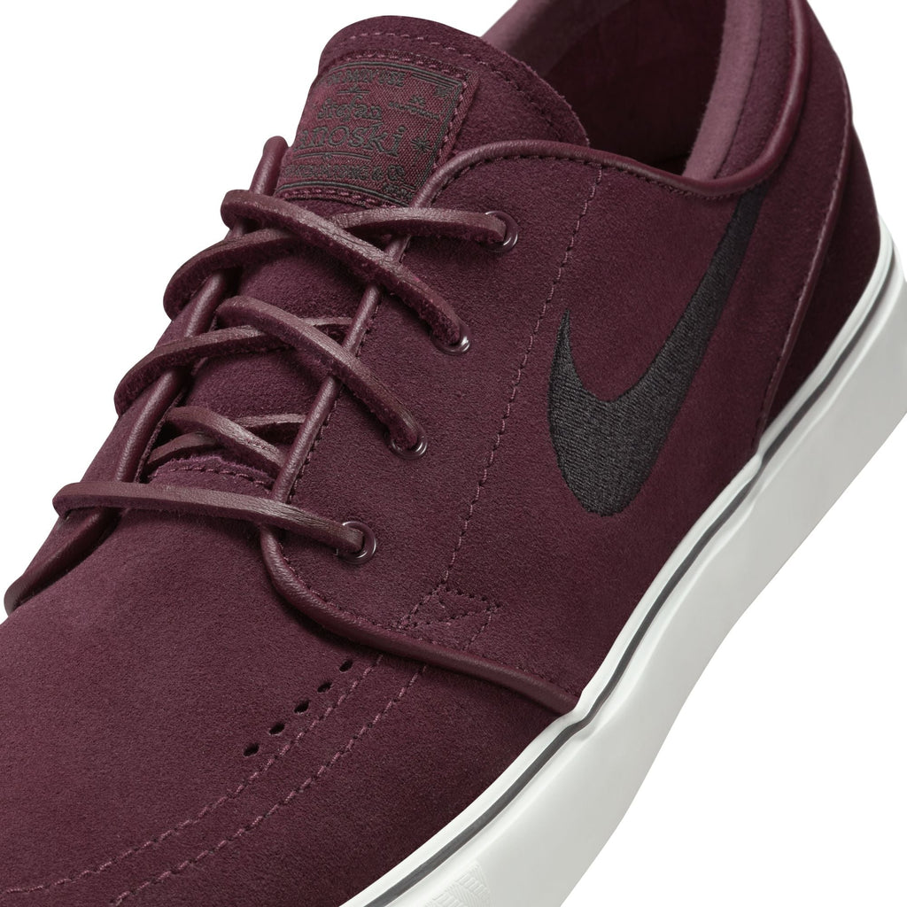 Men's Nike SB Zoom Janoski OG+ Shoes - product image from the listing.