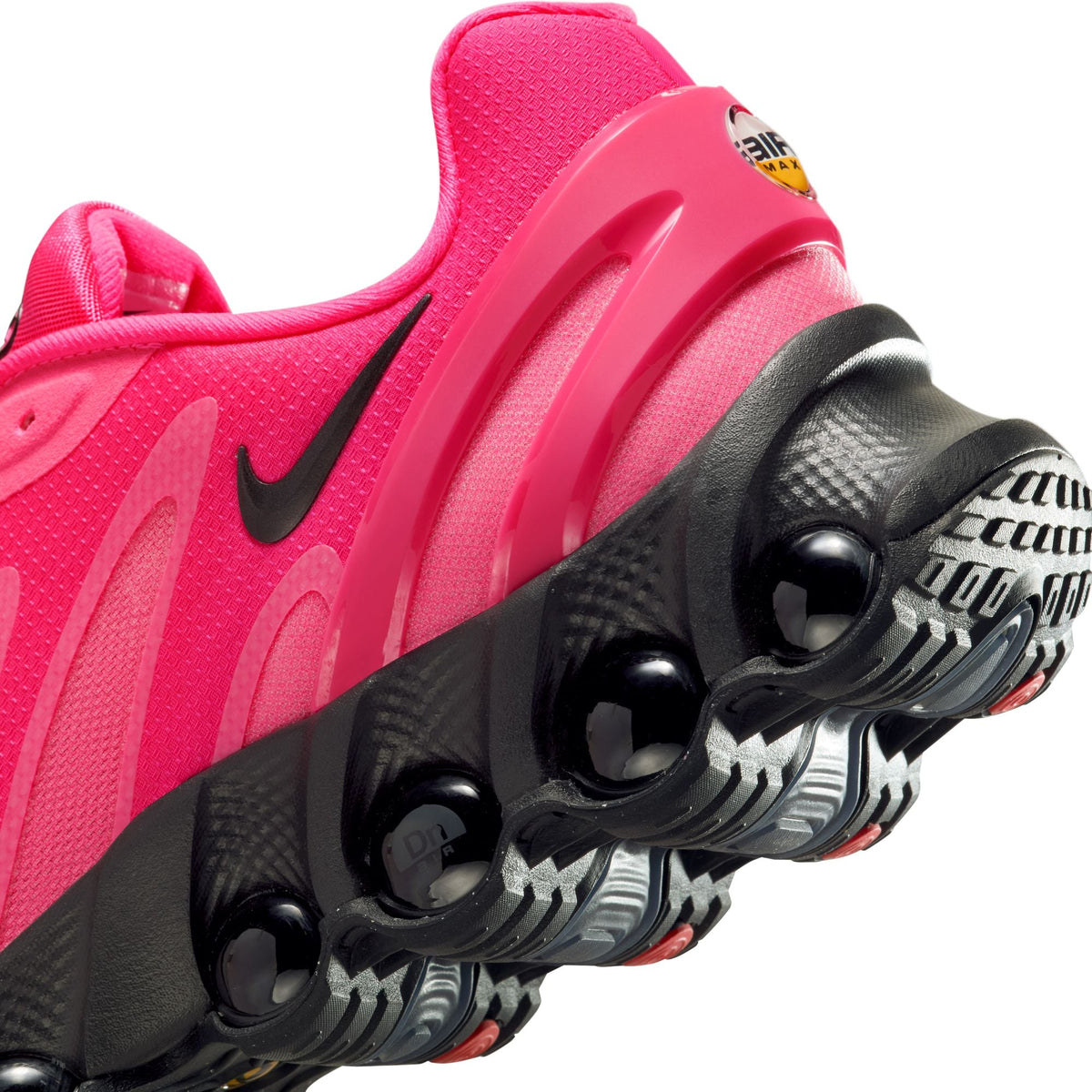 Men's Nike Air Max DN8 "Hyper Pink" Shoes - product image from the listing.