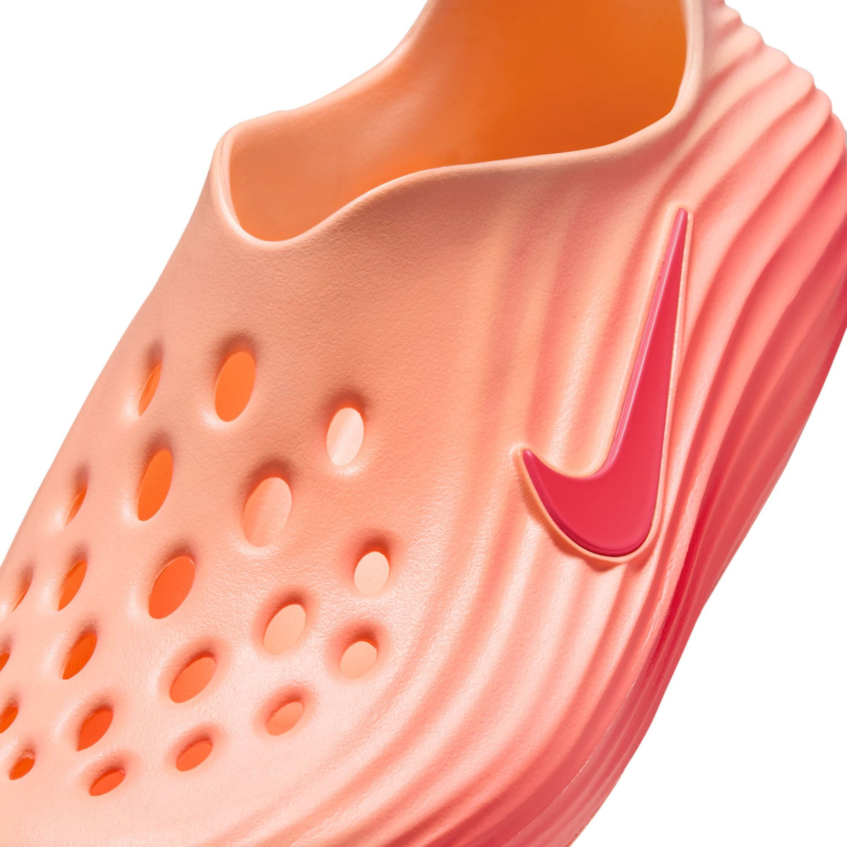 Women's Nike ReactX Rejuven8 Shoes - product image from the listing.