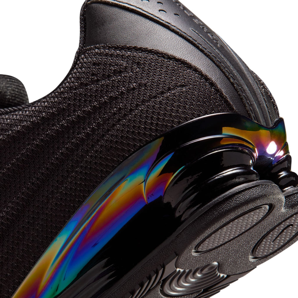 Women's Nike Shox Z SE Shoes - product image from the listing.