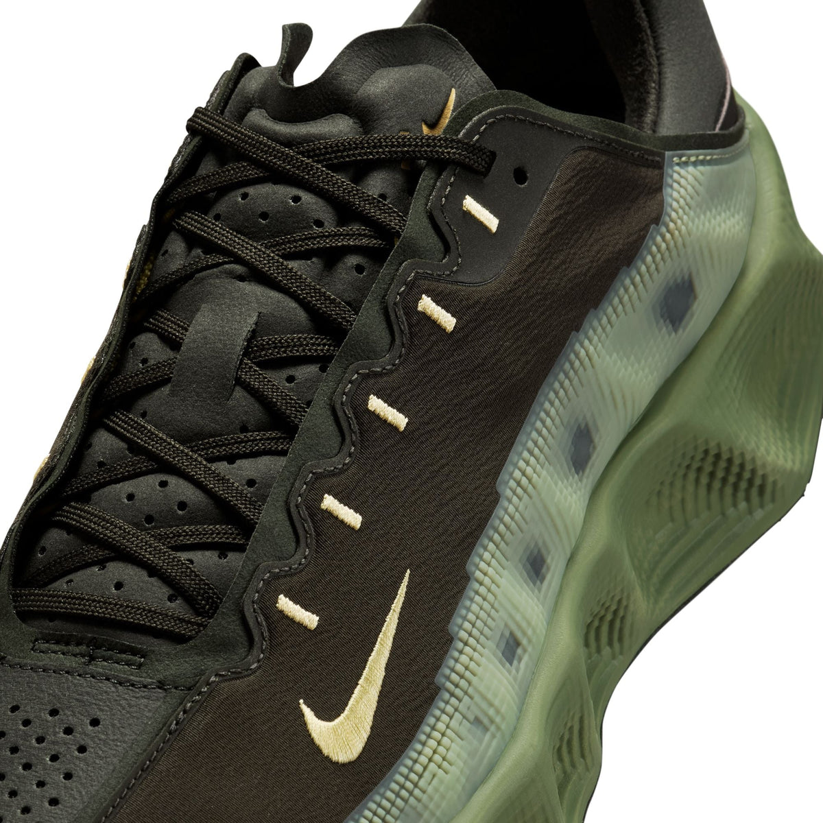 Men's Nike Ava Rover Shoes - product image from the listing.