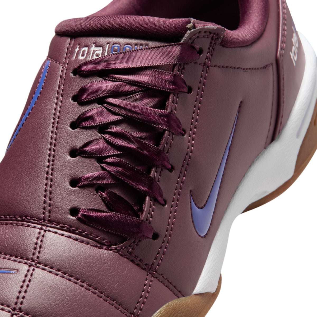 Women's Nike Total 90 Shoes - product image from the listing.