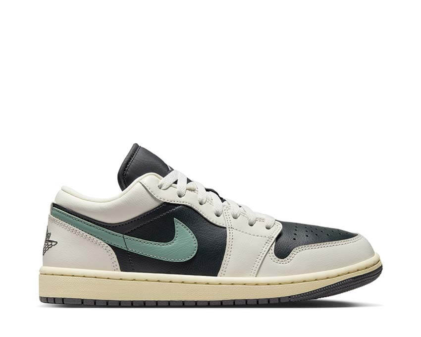 "Jade Smoke" Air Jordan 1 Low W - product image from the listing.