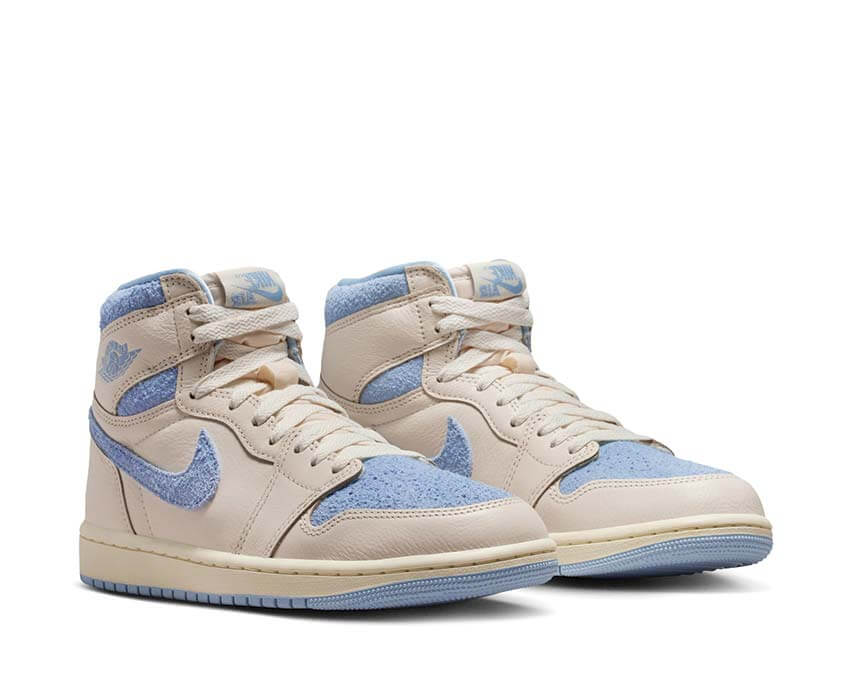 "Psychic Blue" Air Jordan 1 Retro Hi OG W - product image from the listing.