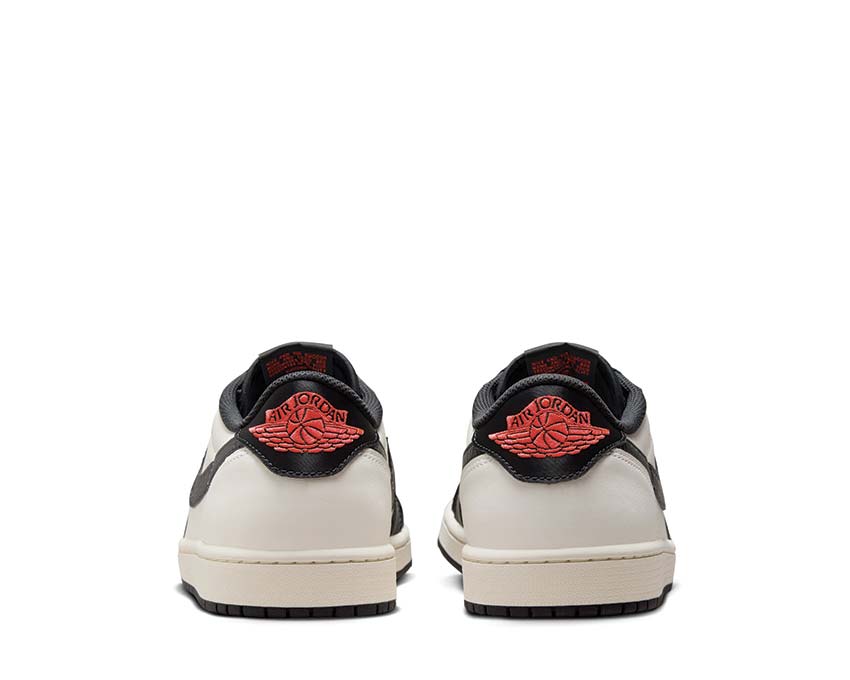 PSG - Air Jordan 1 Retro Low - product image from the listing.