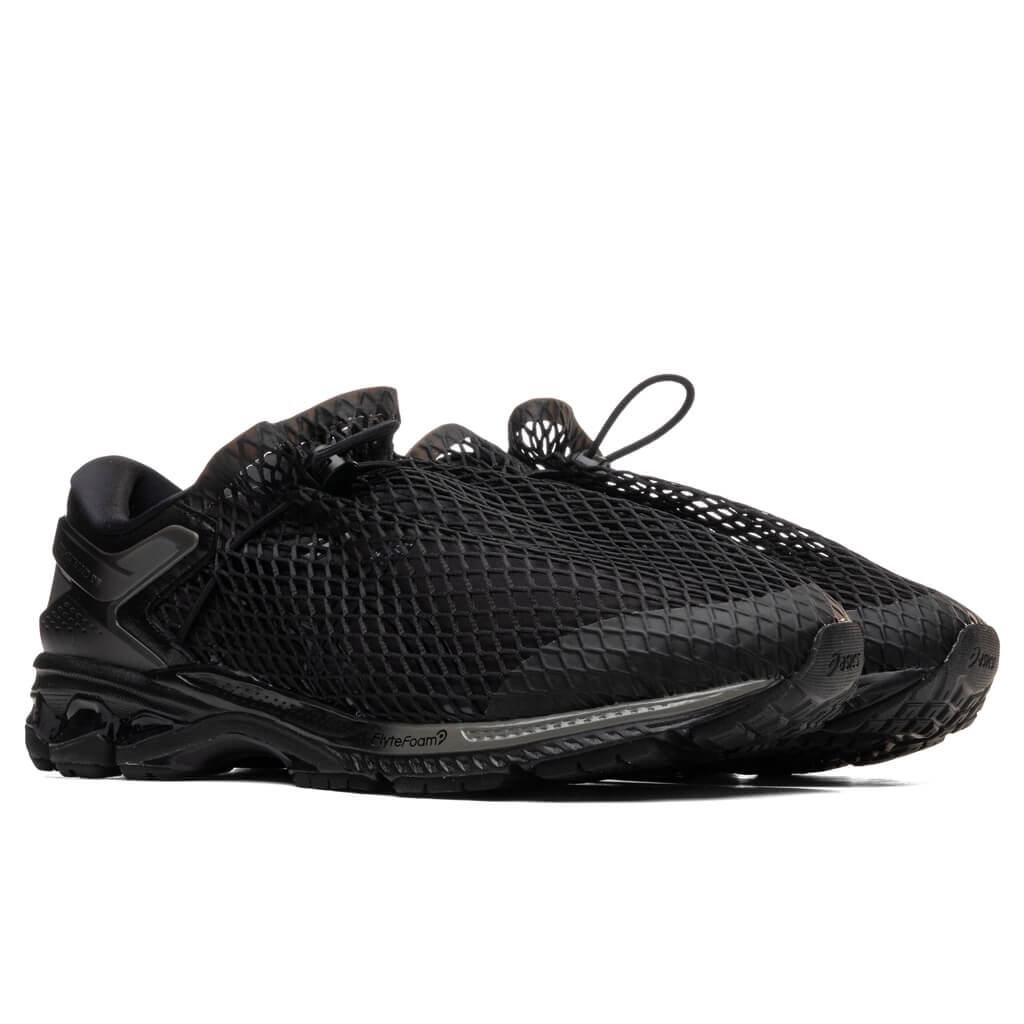 "Buffalo Bag" Asics x Vivienne Westwood Gel-Kayano 26 Black/Black - product image from the listing.