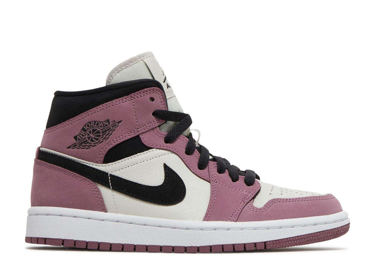 Air Jordan 1 Mid SE 'Berry Pink' Footwear - product image from the listing.