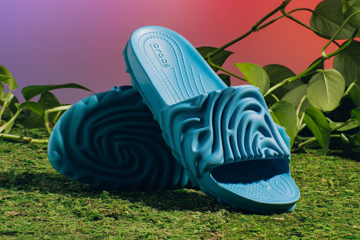 Tashmoo - Crocs x Salehe Bembury The Pollex Slide - product image from the listing.