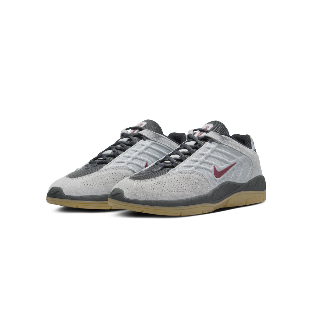 Men's Nike SB Vertebrae Shoes - product image from the listing.