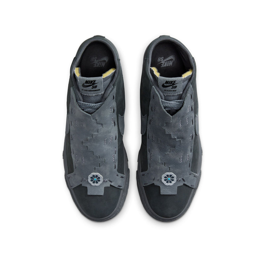 Men's Nike SB x Di'orr Greenwood Zoom Blazer Mid Shoes - product image from the listing.
