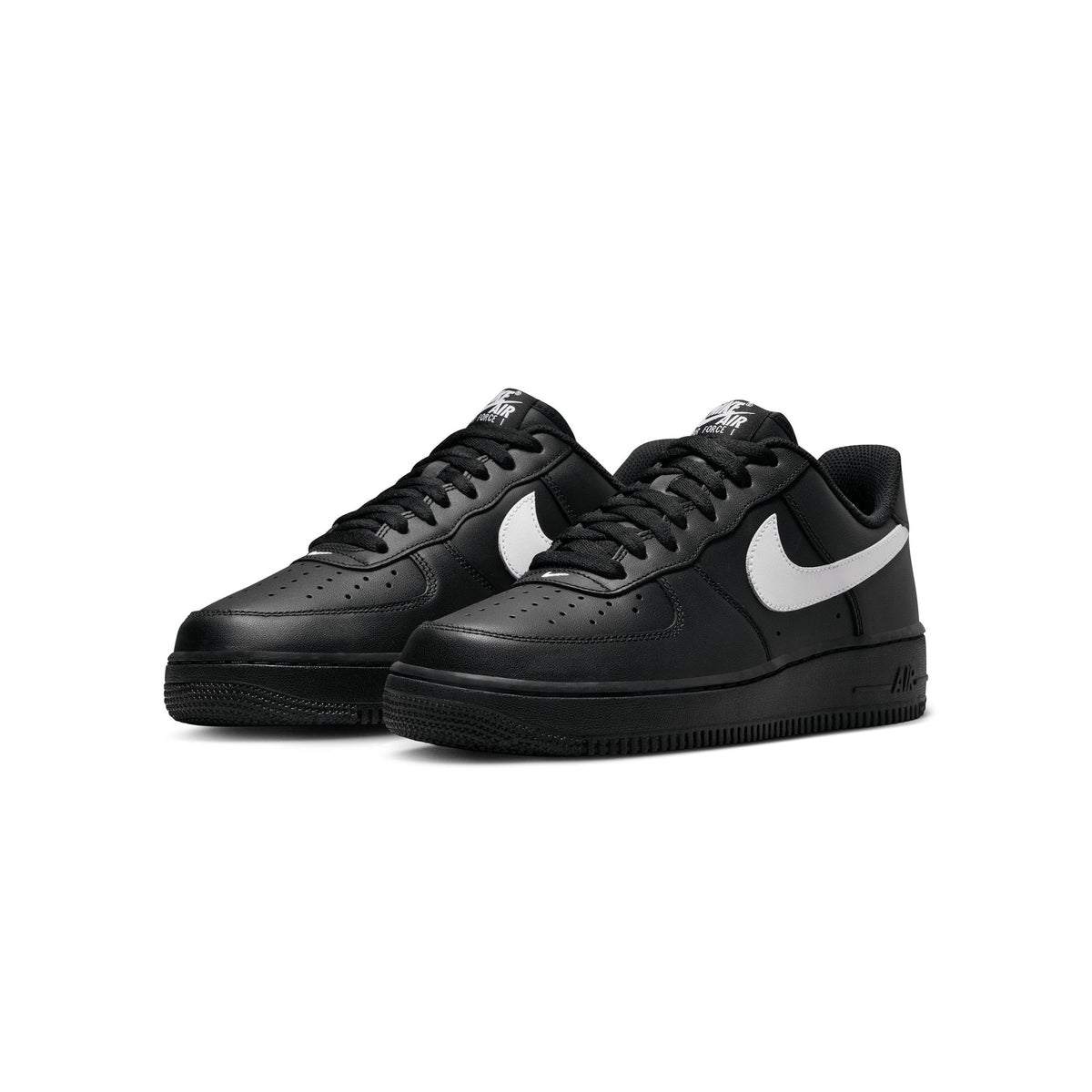 Men's Nike Air Force 1 '07 Shoes - product image from the listing.