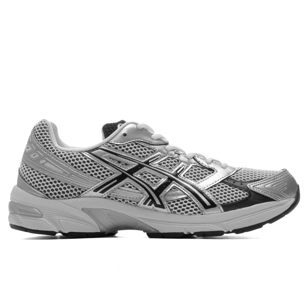 GEL-1130 in White/Black - product photo shown in the listing for this item.