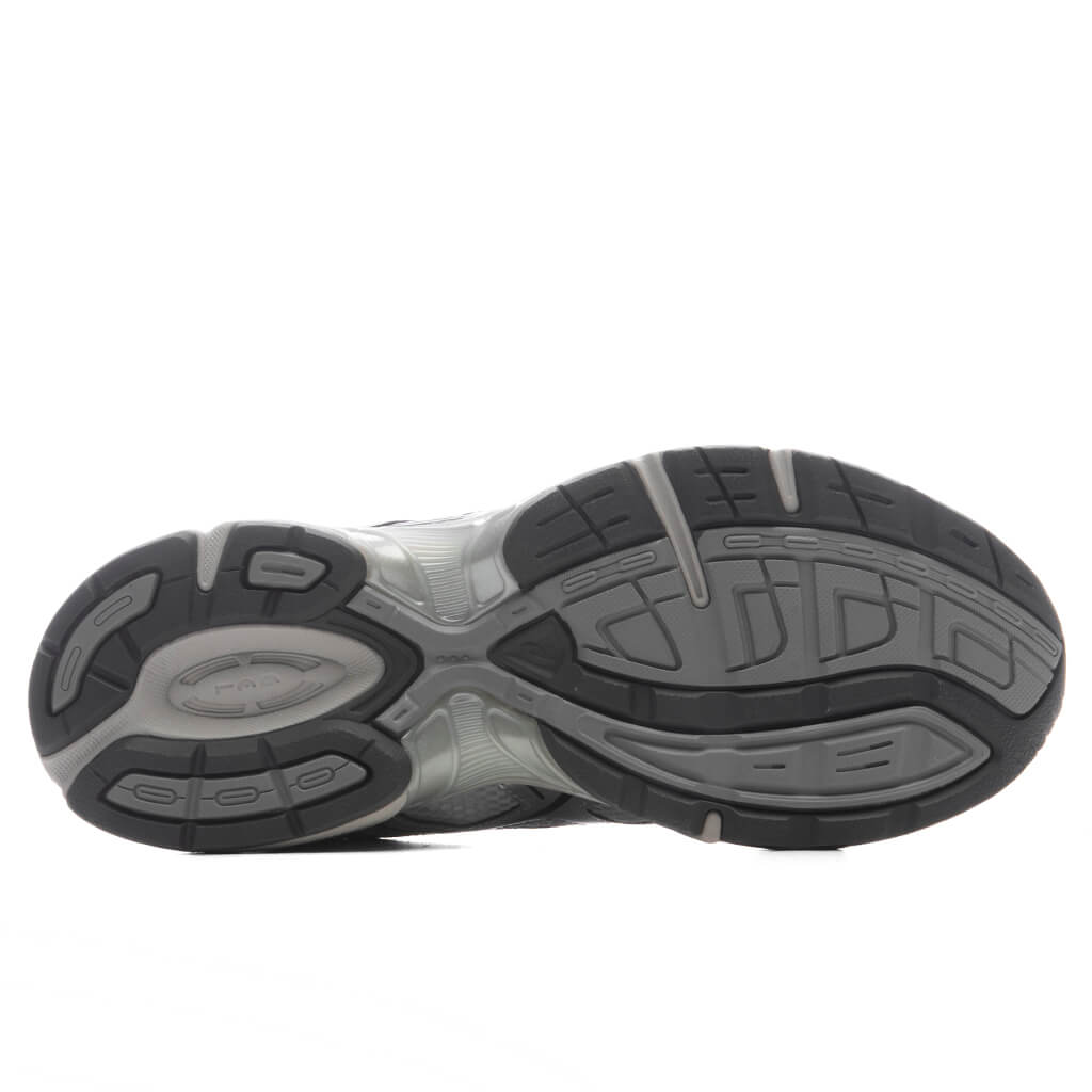 GEL-1130 in Glacier Grey/Pure Silver - product image from the listing.
