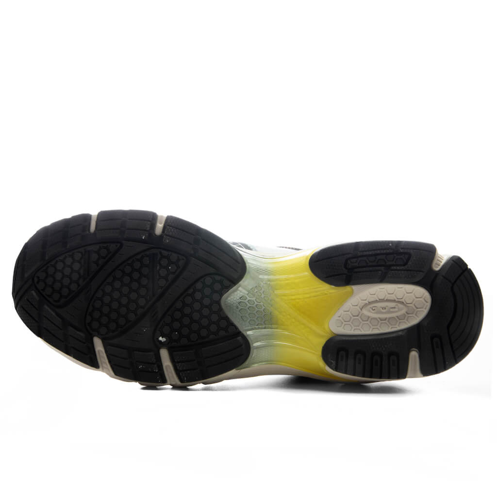 Asics x Stefon Diggs Gel-DS Trainer 14 in White/Black - product image from the listing.