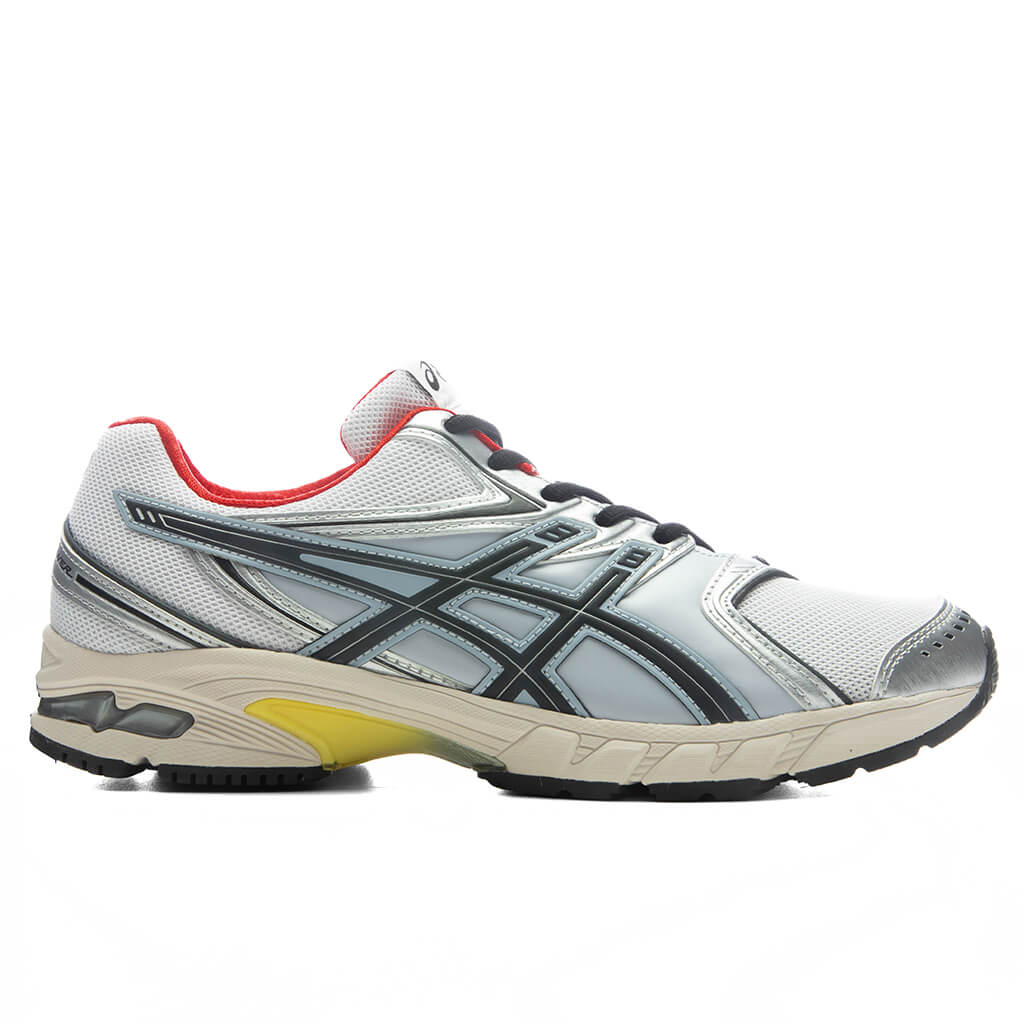 Asics x Stefon Diggs Gel-DS Trainer 14 in White/Black - product image from the listing.