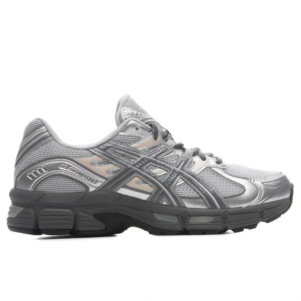 Concrete/Carbon - GEL-STRATUS MC - product image from the listing.