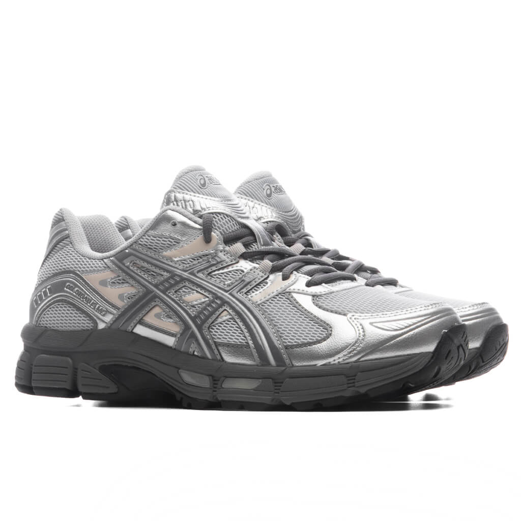 Concrete/Carbon - GEL-STRATUS MC - product image from the listing.