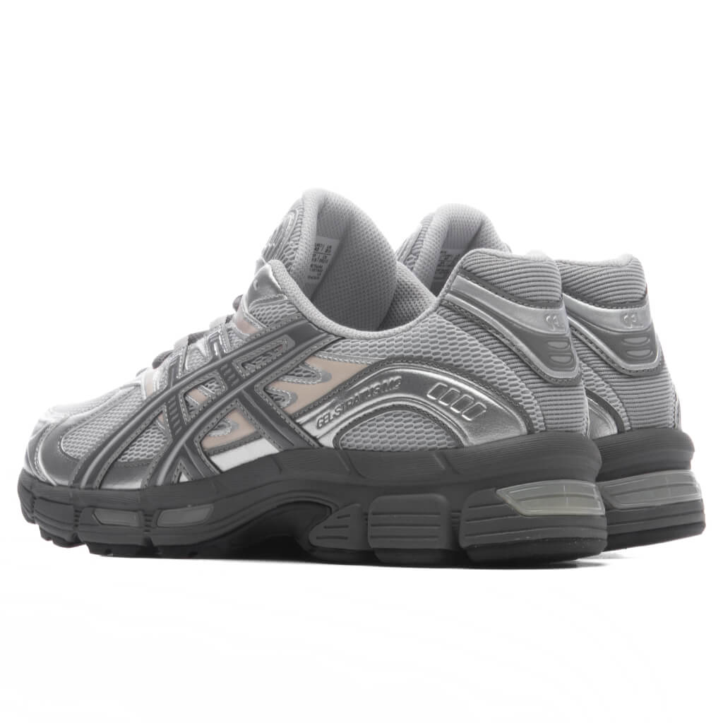 Concrete/Carbon - GEL-STRATUS MC - product image from the listing.