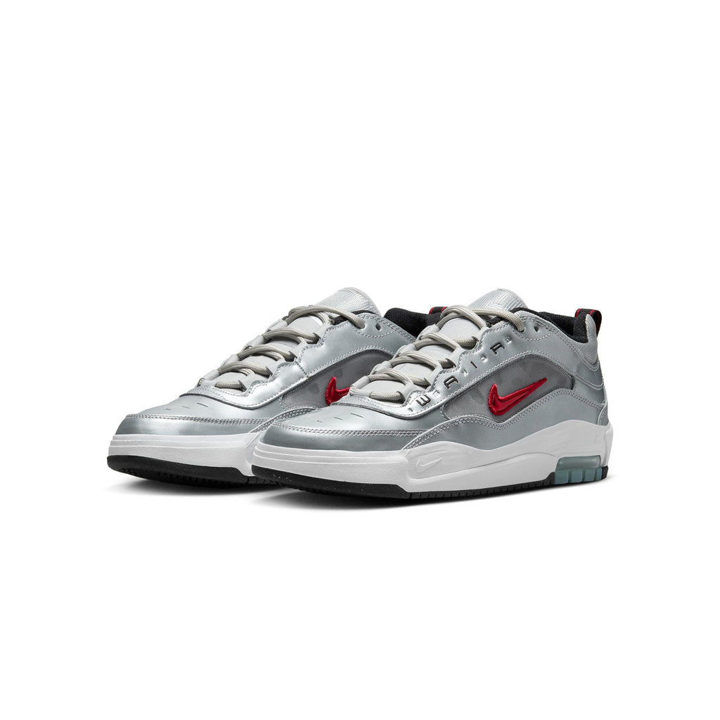 Men's Nike SB Air Max Ishod PRM Shoes - product image from the listing.