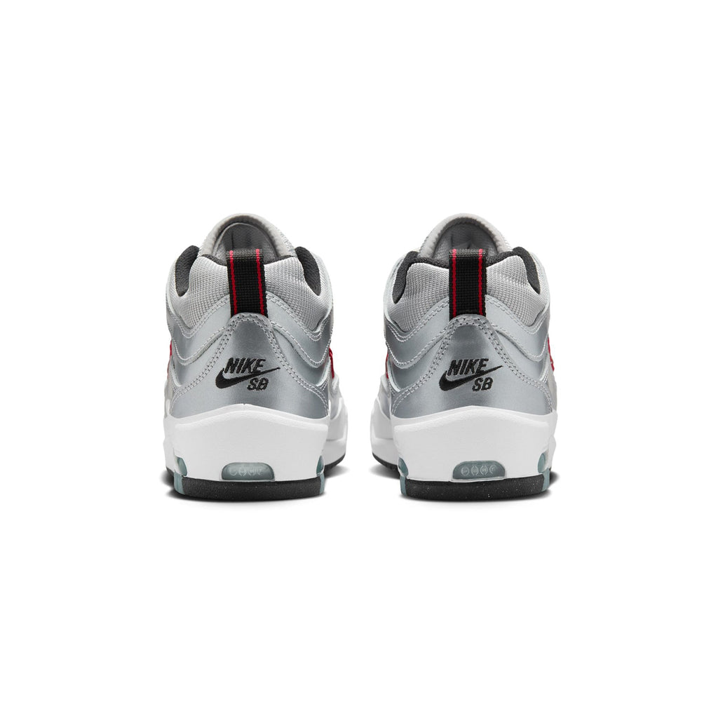 Men's Nike SB Air Max Ishod PRM Shoes - product image from the listing.