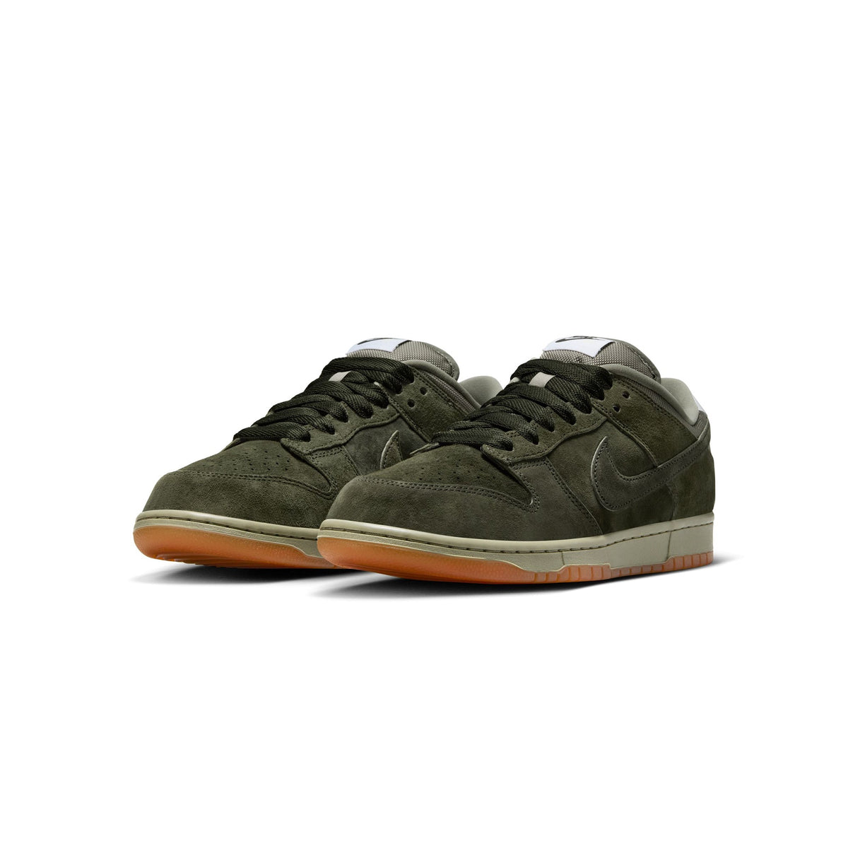 Men's Nike SB Dunk Low Pro B "Sequoia" Shoes - product image from the listing.