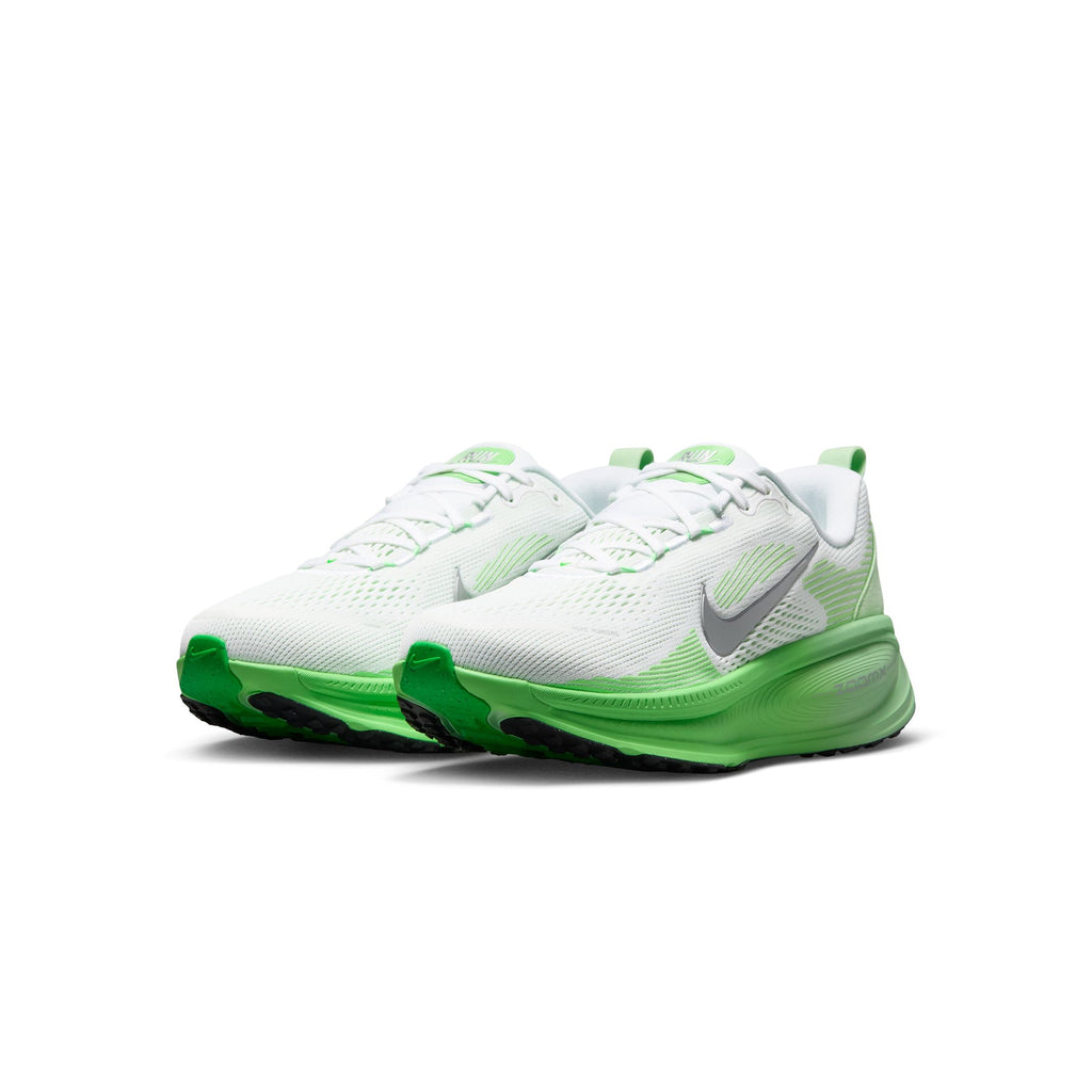 Women's Nike Vomero 18 Shoes - product image from the listing.
