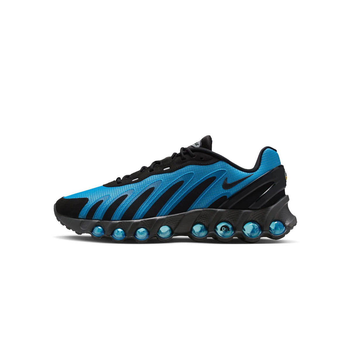 Men's Nike Air Max DN8 SE Shoes - product image from the listing.