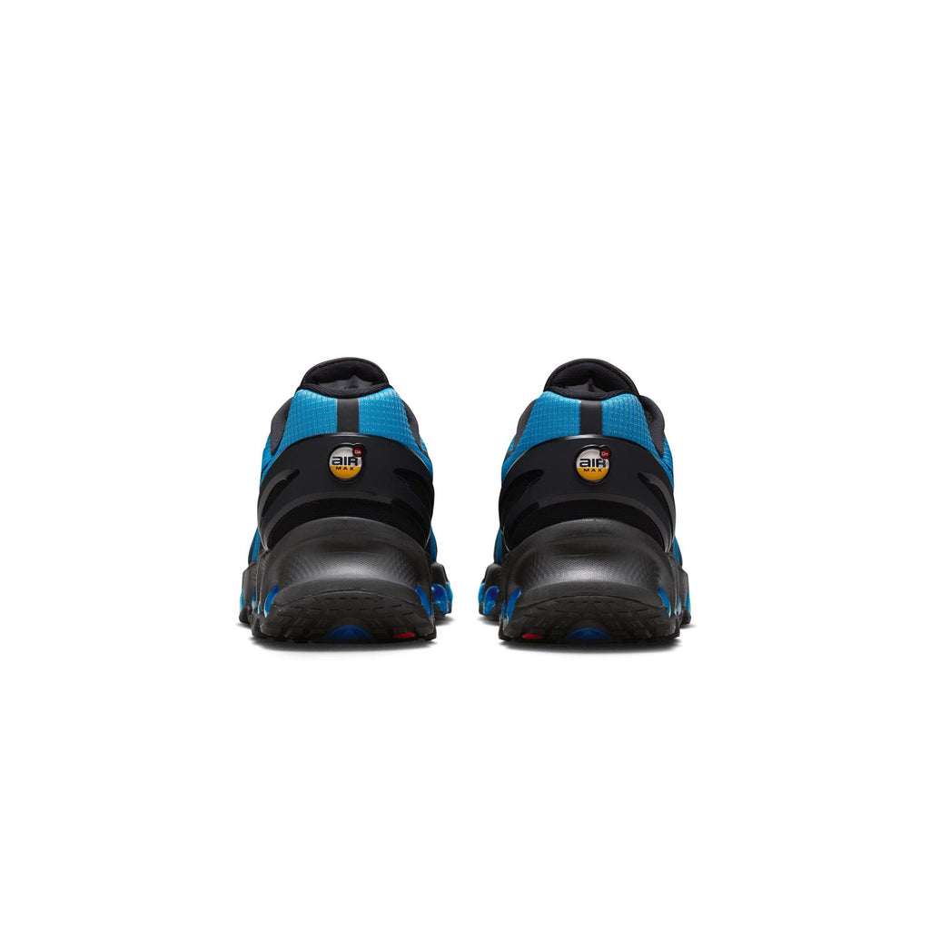 Men's Nike Air Max DN8 SE Shoes - product image from the listing.