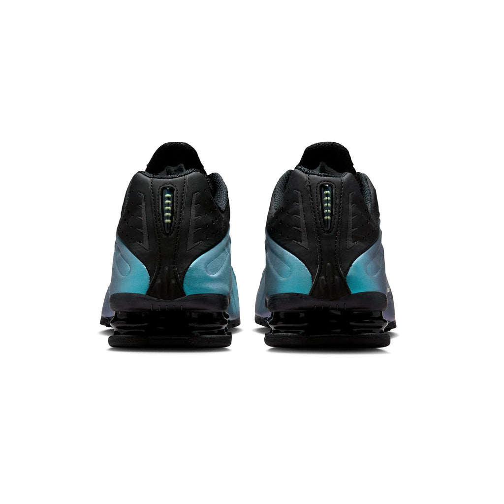 Men's Nike Shox R4 Shoes - product photo shown in the listing for this item.