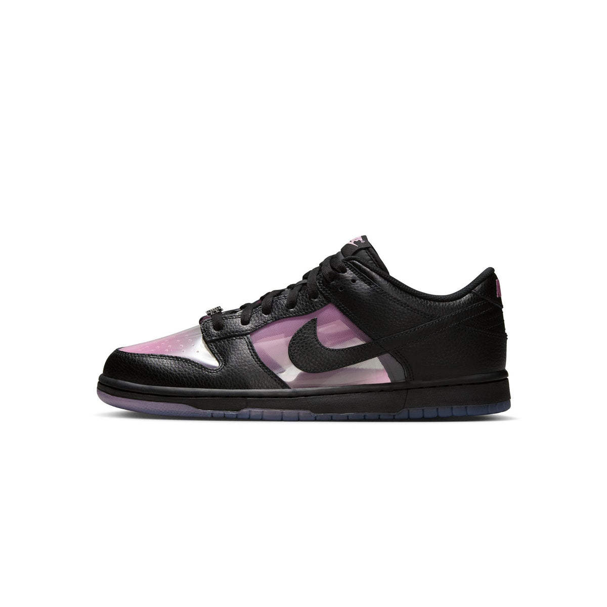 Men's Nike Dunk Low Retro Premium Shoes - product image from the listing.