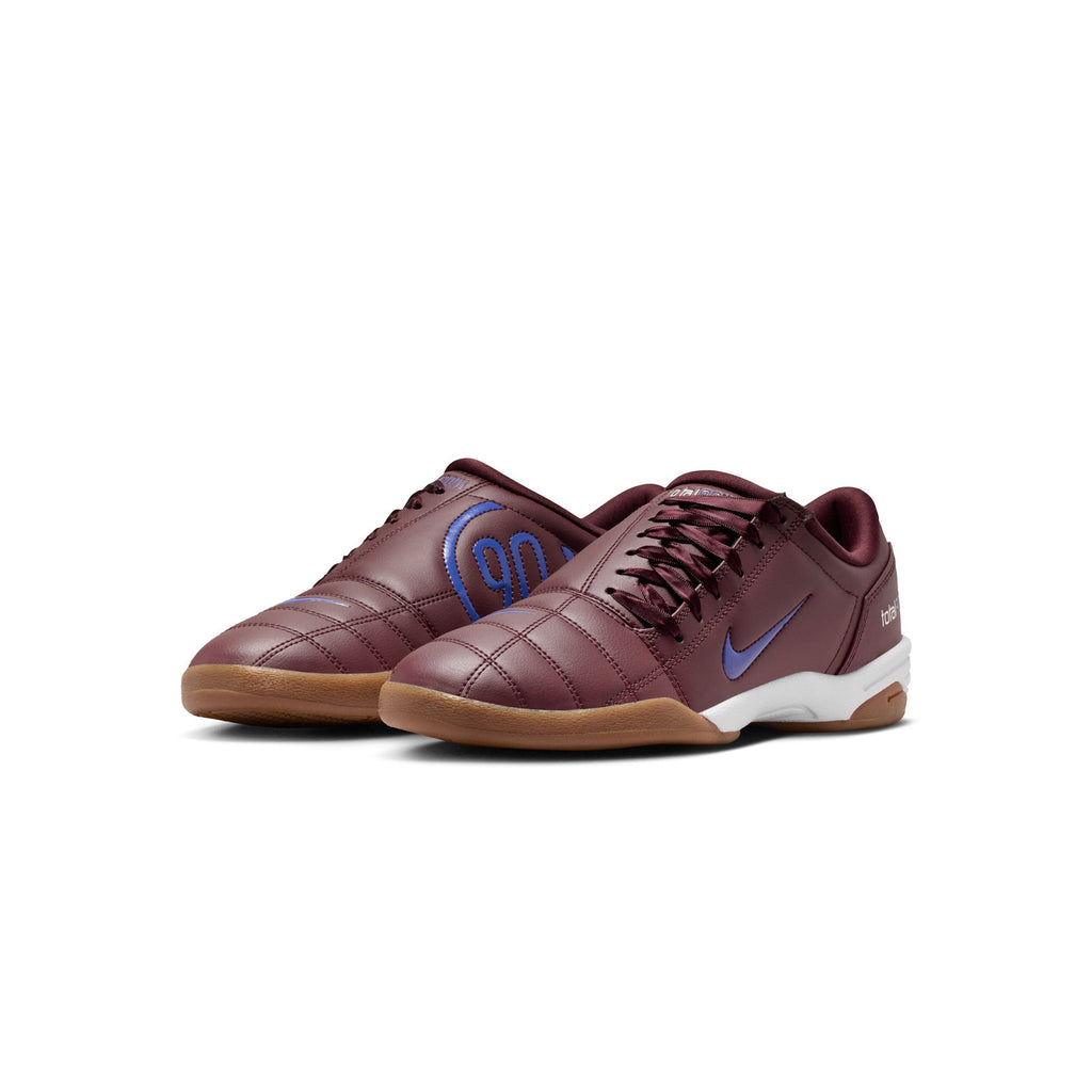 Women's Nike Total 90 Shoes - product image from the listing.