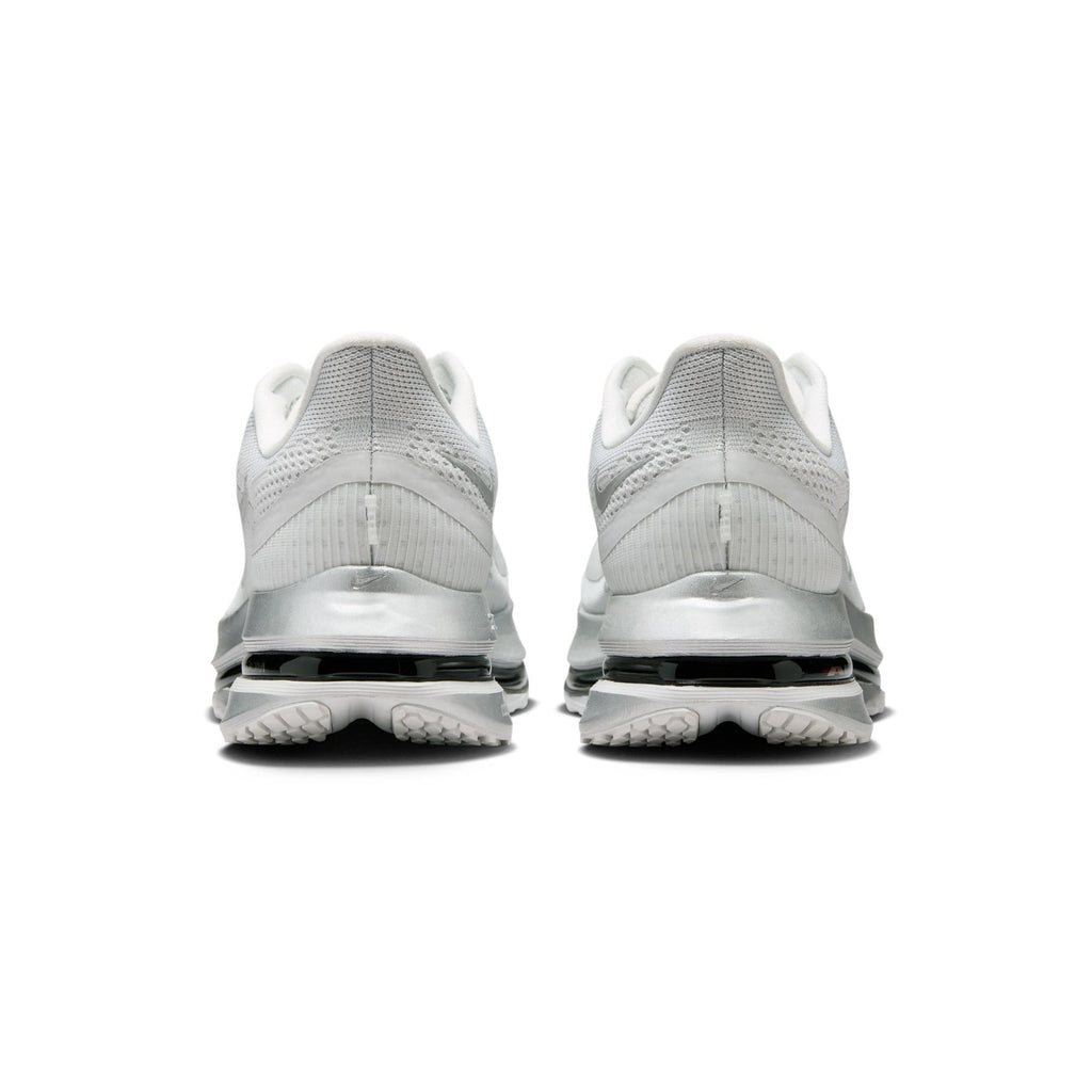 Men's Nike Pegasus Premium Shoes - product image from the listing.
