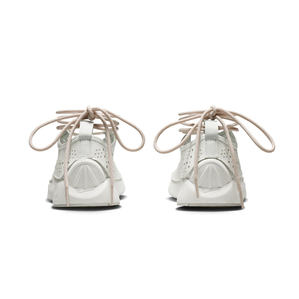 Women's Nike Air Superfly Shoes - product image from the listing.