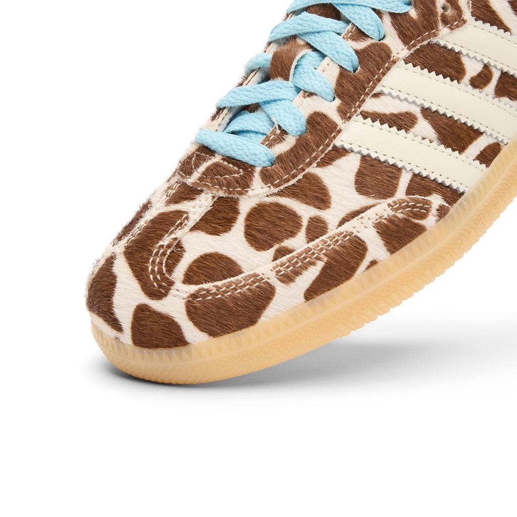 Samba OG W (Crli/Ivory/Gum3) by adidas - product image from the listing.
