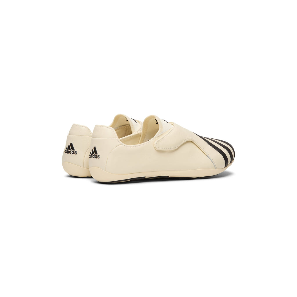 PW Vario Flat Earther (Chalk White/Core Black/Chalk White) by adidas - product image from the listing.