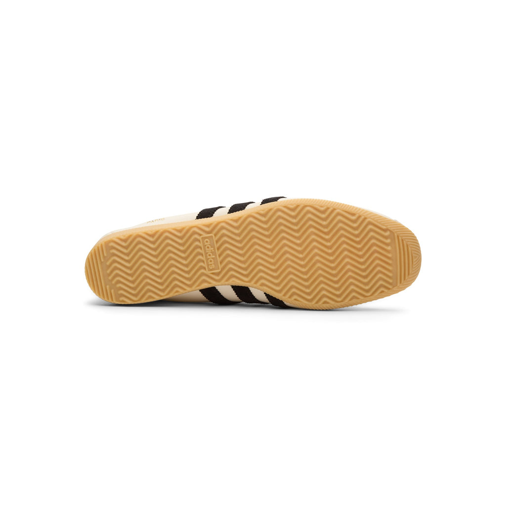 Paris (Cwhite/Cblack/Gum3) by adidas - product image from the listing.