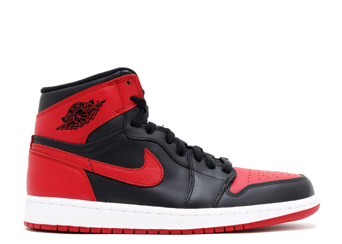 Air Jordan 1 Retro High OG 'Bred' 2013 Sneaker - product image from the listing.