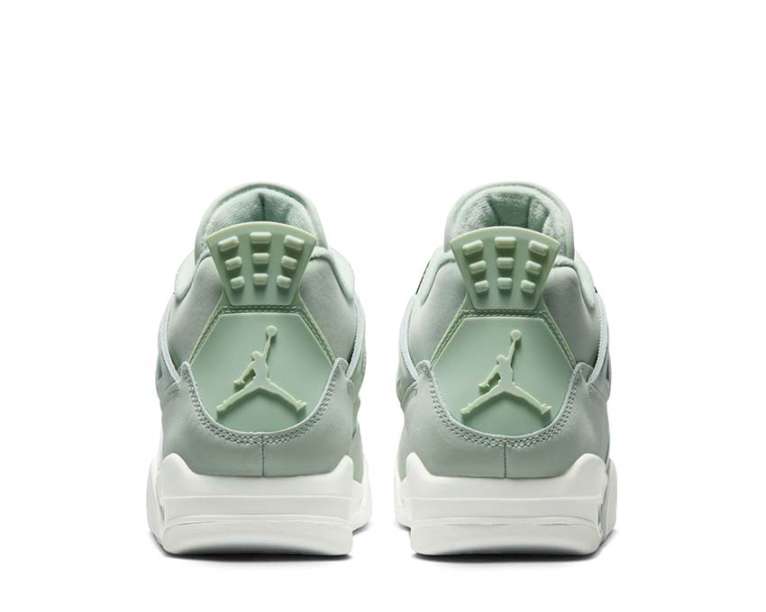 "Abundance" Air Jordan 4 Retro W - product image from the listing.