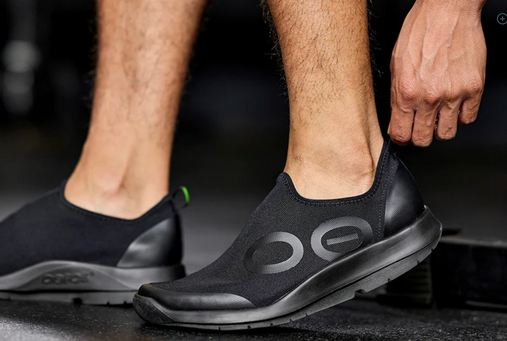 Oofos OOMG Sport Low Shoe for Men - product image from the listing.